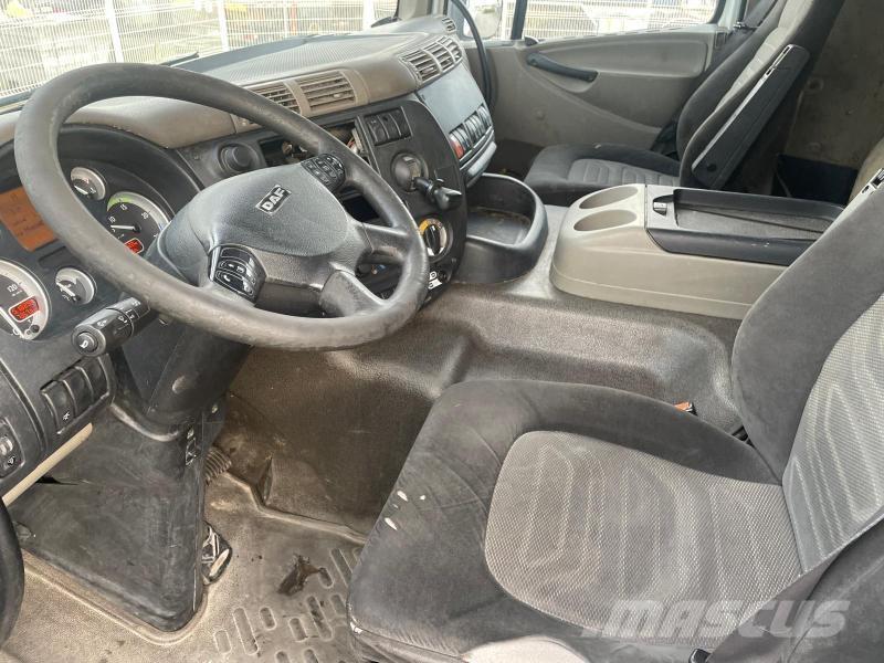 DAF CF75 310 Camiões estrado/caixa aberta