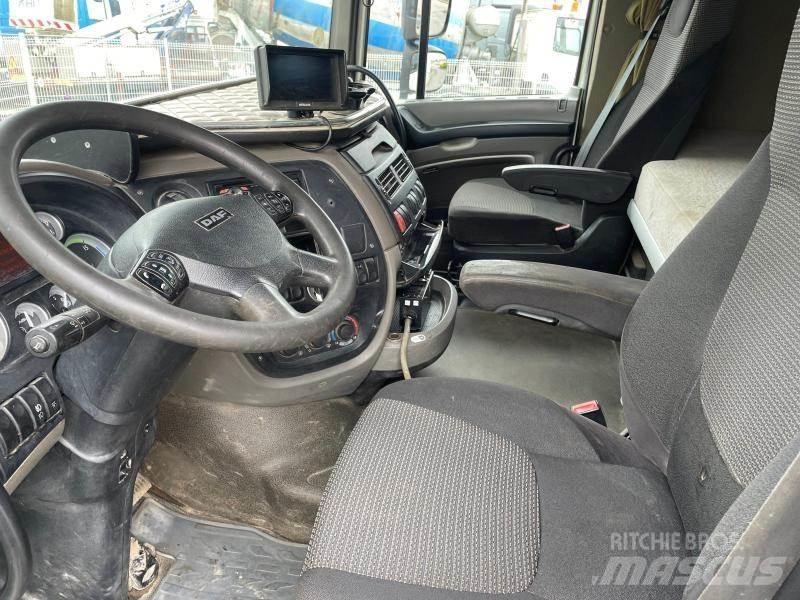 DAF XF105 460 Camiões caixa desmontável com elevador de cabo