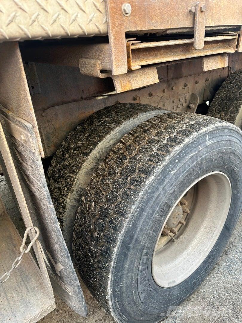 National 1500 Camiões grua