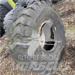 KOMET 23.5X25 Pneus, Rodas e Jantes