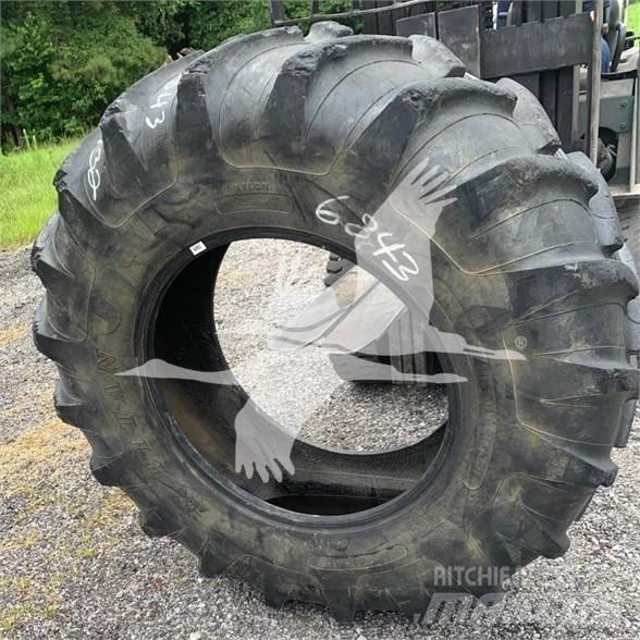 Titan 18.4R30 Construção - Outros
