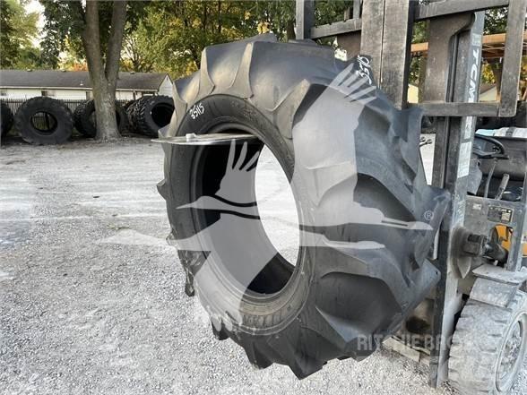 Titan 18.4X26 Pneus, Rodas e Jantes