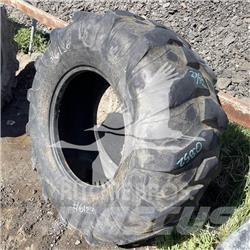 Titan 19.5L24 Pneus, Rodas e Jantes
