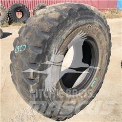 Titan 20.5R25 Pneus, Rodas e Jantes
