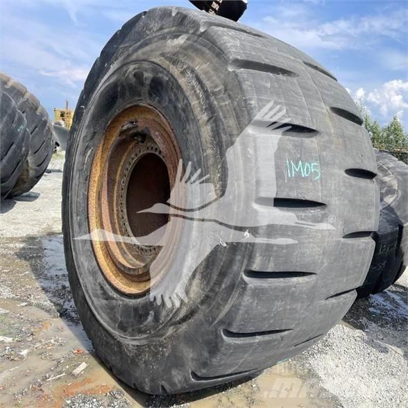 Toyo 40/65X39 Pneus, Rodas e Jantes