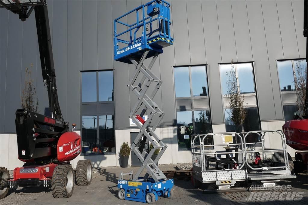 Genie GS 1330 Elevadores de tesoura