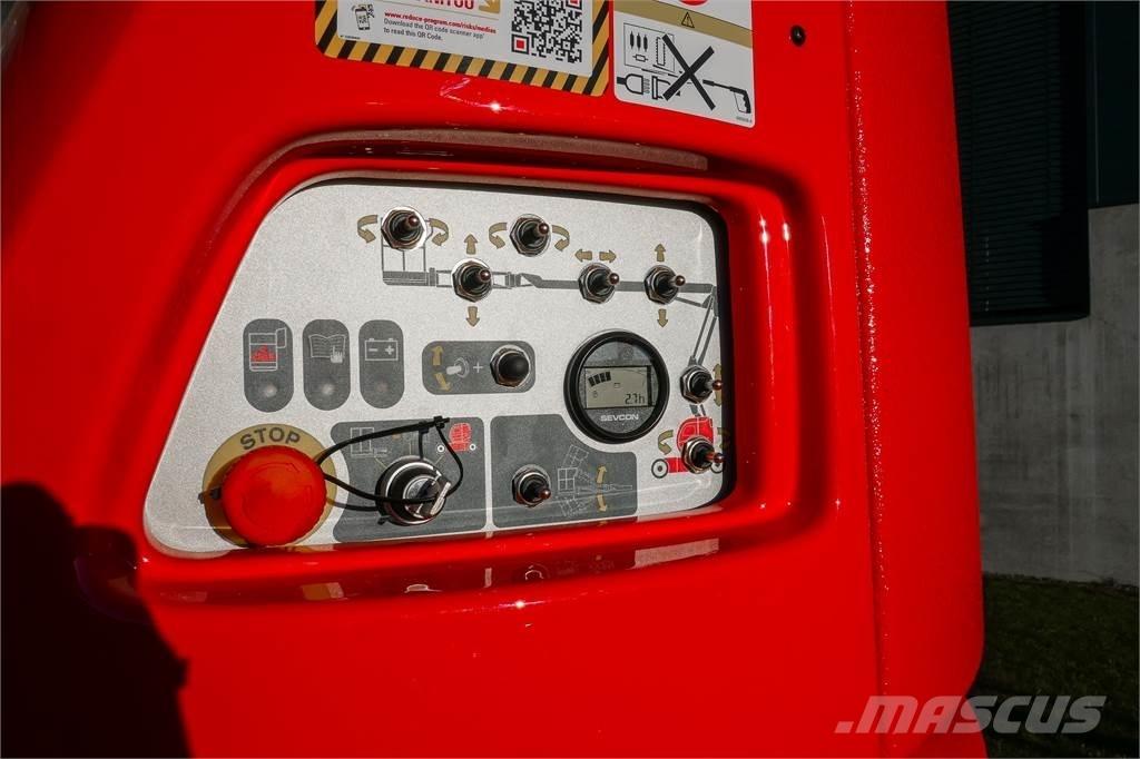 Manitou 120 AETJC Elevadores braços articulados
