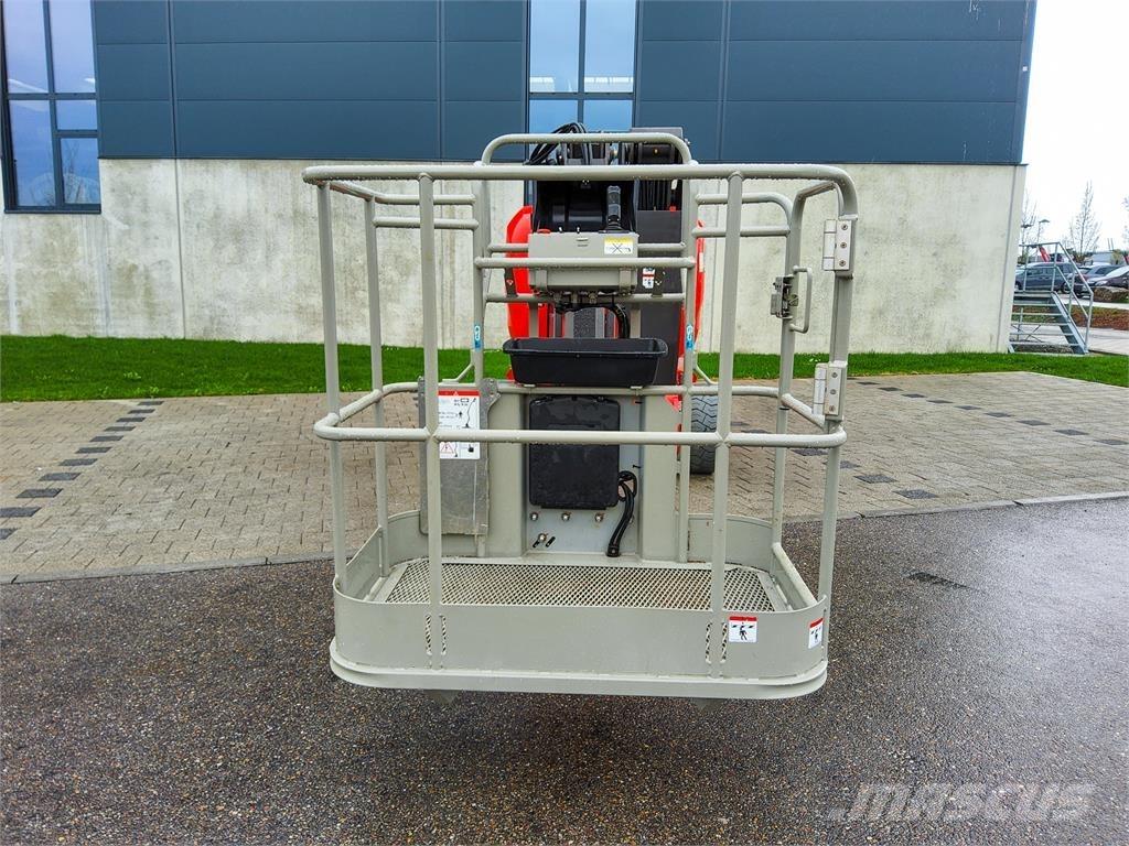 Manitou 150 AETJC Elevadores braços articulados