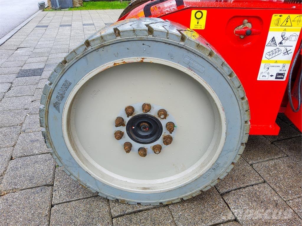 Manitou 150 AETJC Elevadores braços articulados