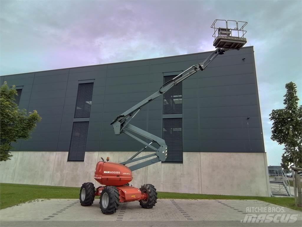 Manitou 165 ATJ Elevadores braços articulados