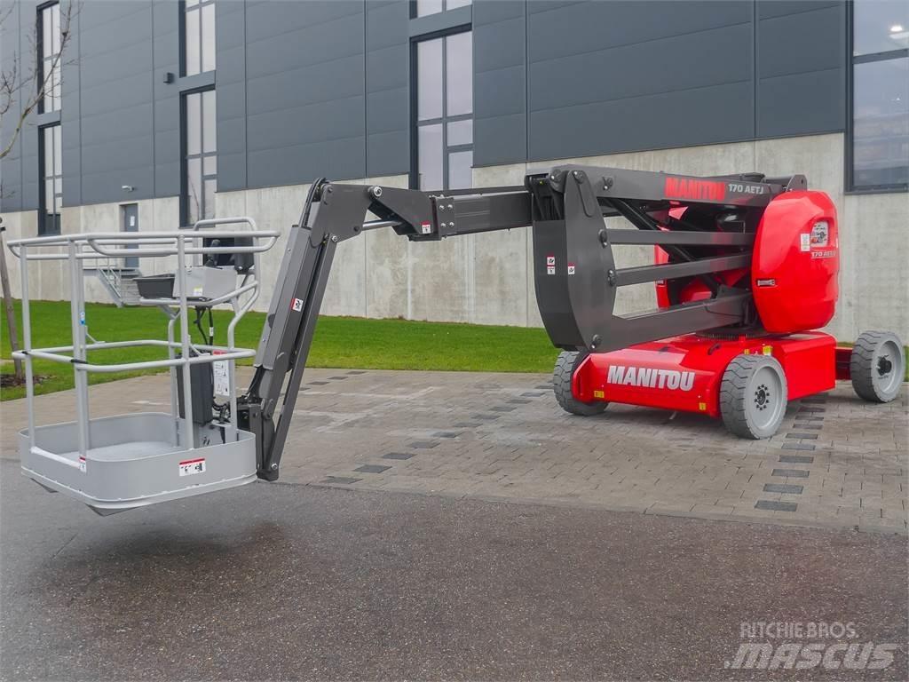 Manitou 170 AETJ Elevadores braços articulados