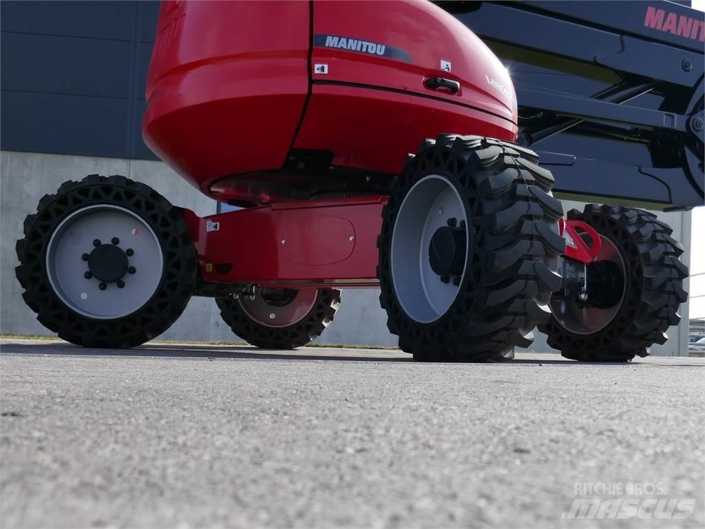 Manitou 200 ATJ Elevadores braços articulados