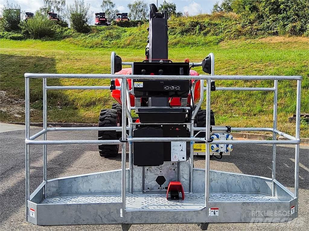 Manitou 200 ATJ Elevadores braços articulados
