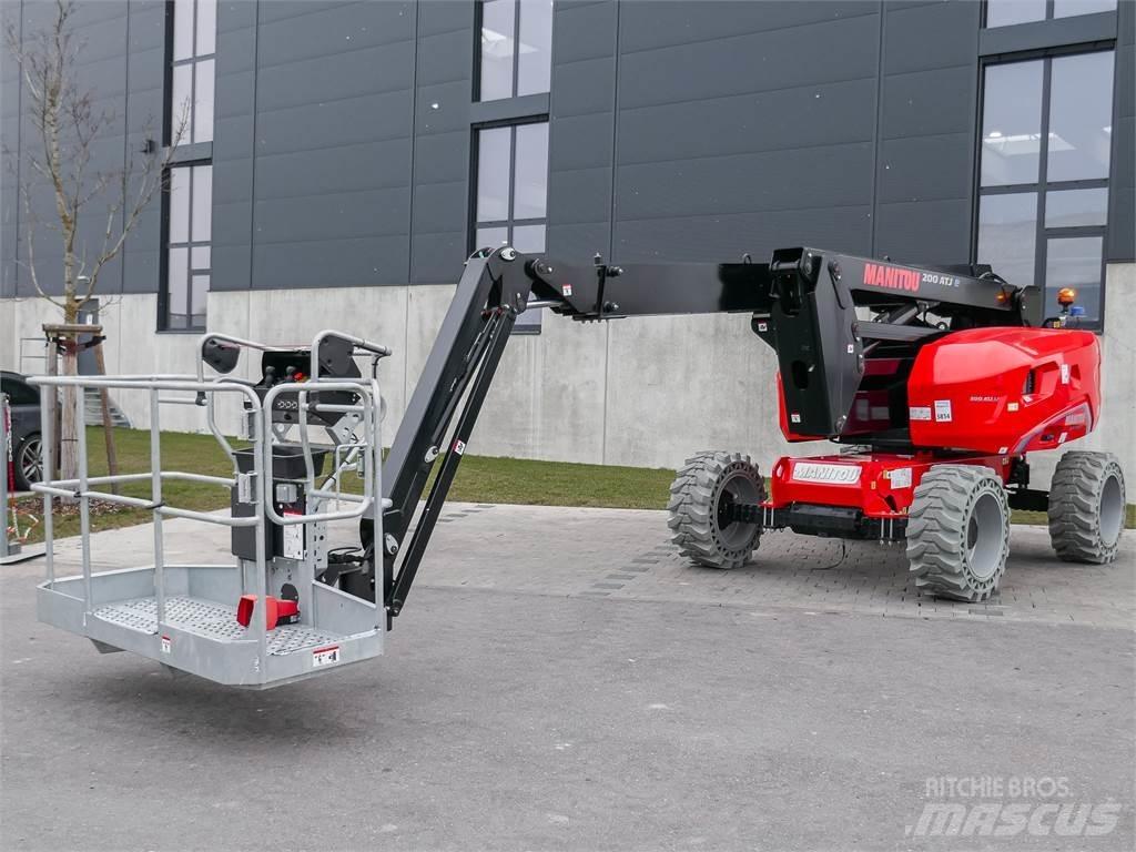 Manitou 200 ATJE Elevadores braços articulados