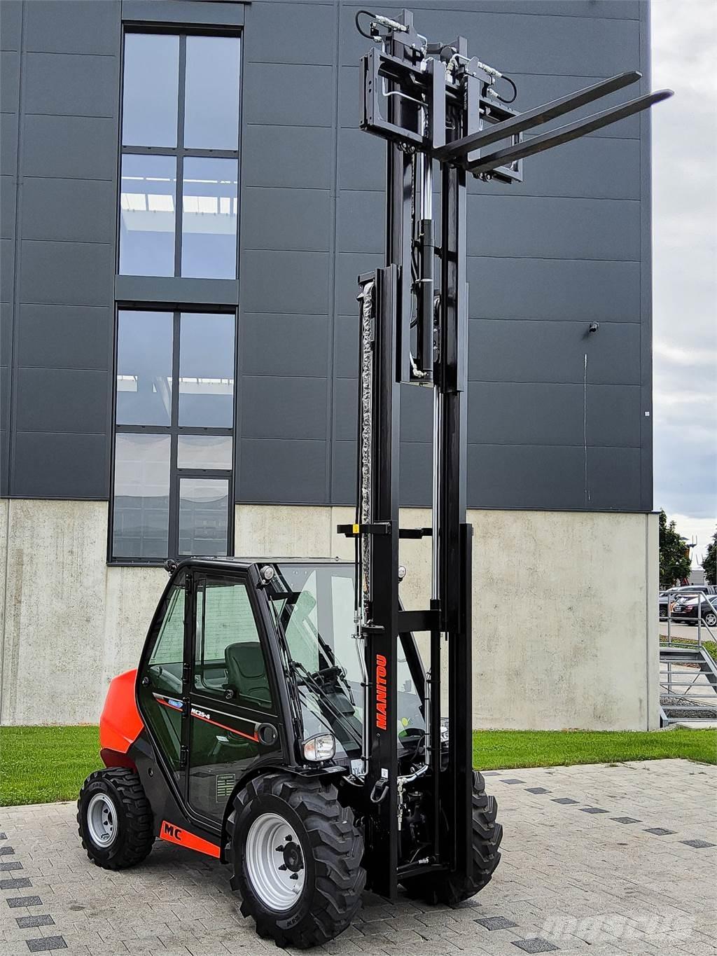 Manitou MC 25-4 Empilhadores todo-terreno