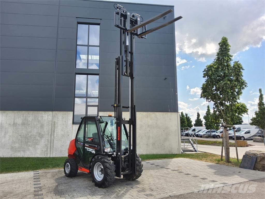 Manitou MC 30-4 Empilhadores todo-terreno