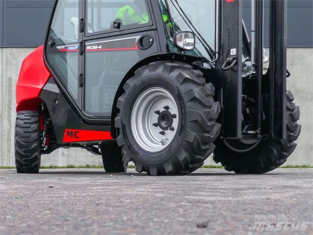 Manitou MC 30-4 Empilhadores todo-terreno
