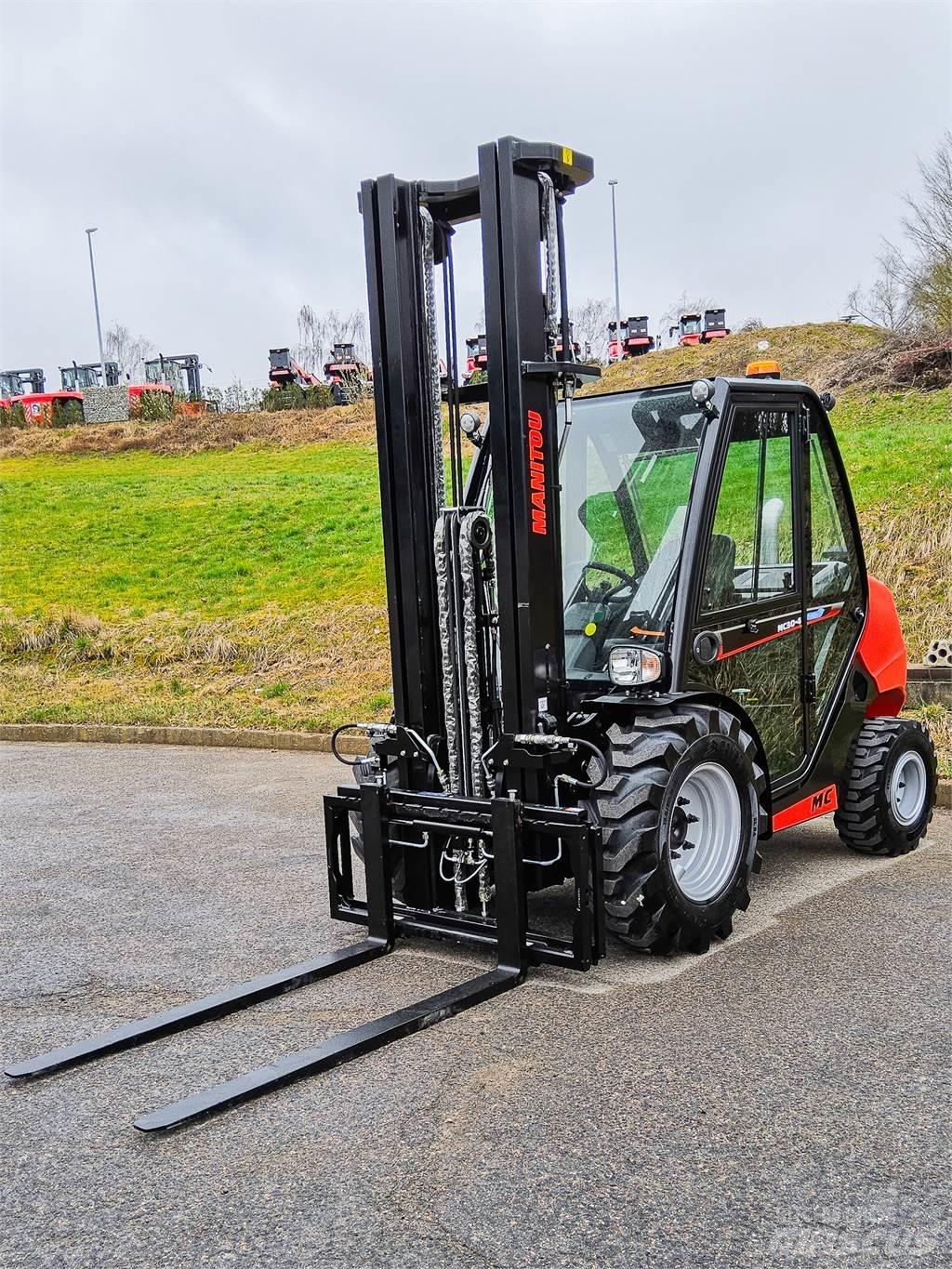 Manitou MC 30-4 Empilhadores todo-terreno