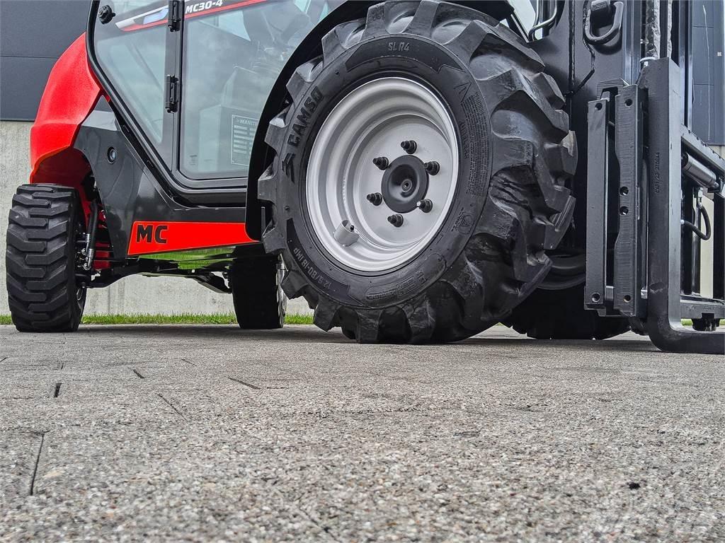 Manitou MC 30-4 Empilhadores todo-terreno