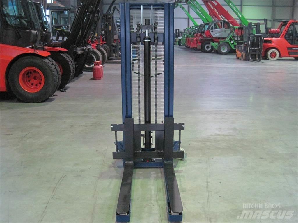  Proteus P-JA 1025 Empilhador para operador externo