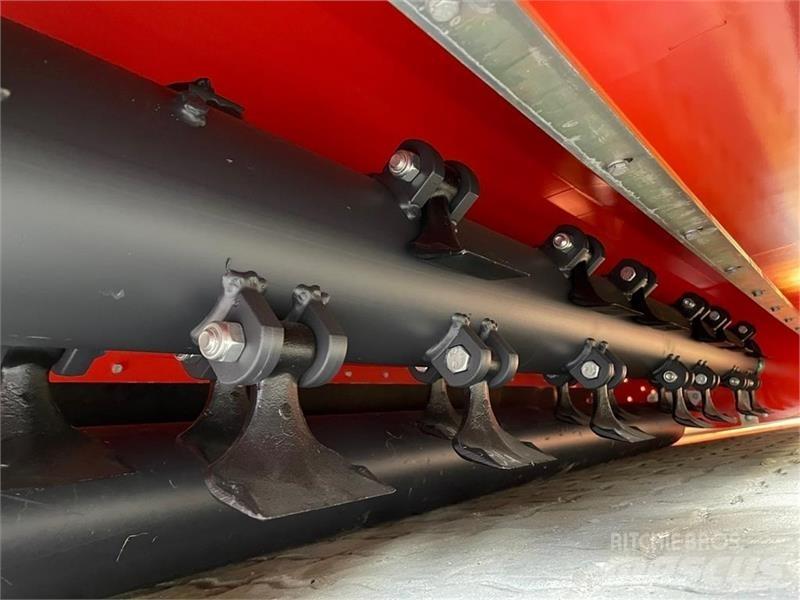 Kuhn BKE 250 Gadanheiras