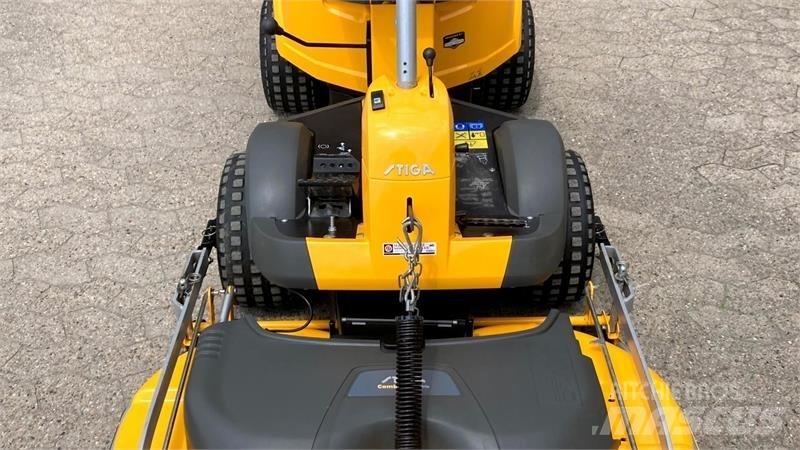 Stiga Park Tractores compactos