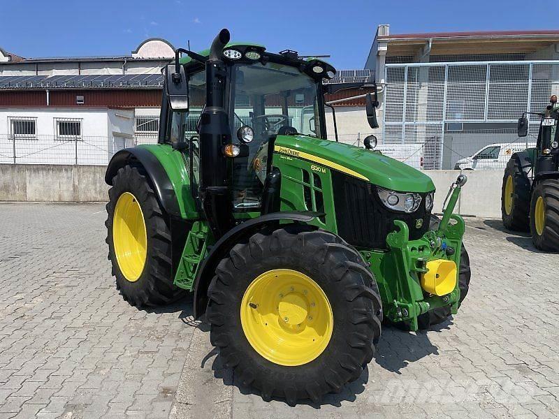 John Deere 6120M Construção - Outros
