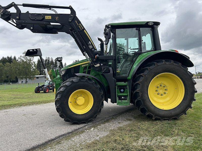 John Deere 6120M Construção - Outros

