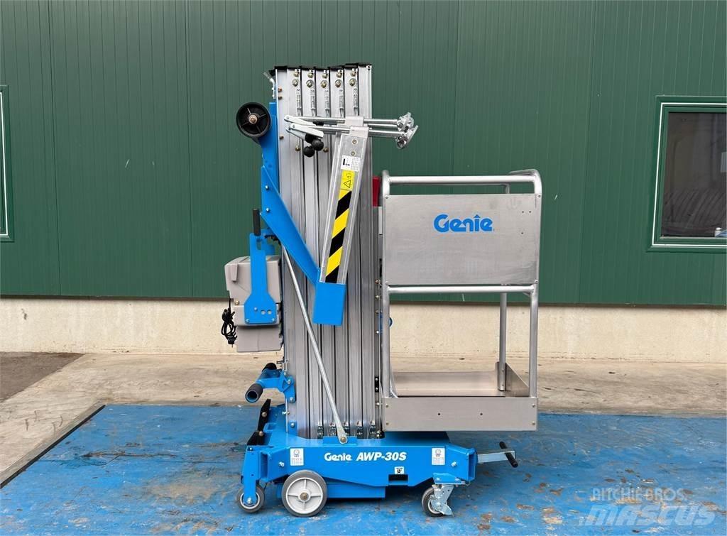 Genie AWP-30S AC Outros elevadores e plataformas