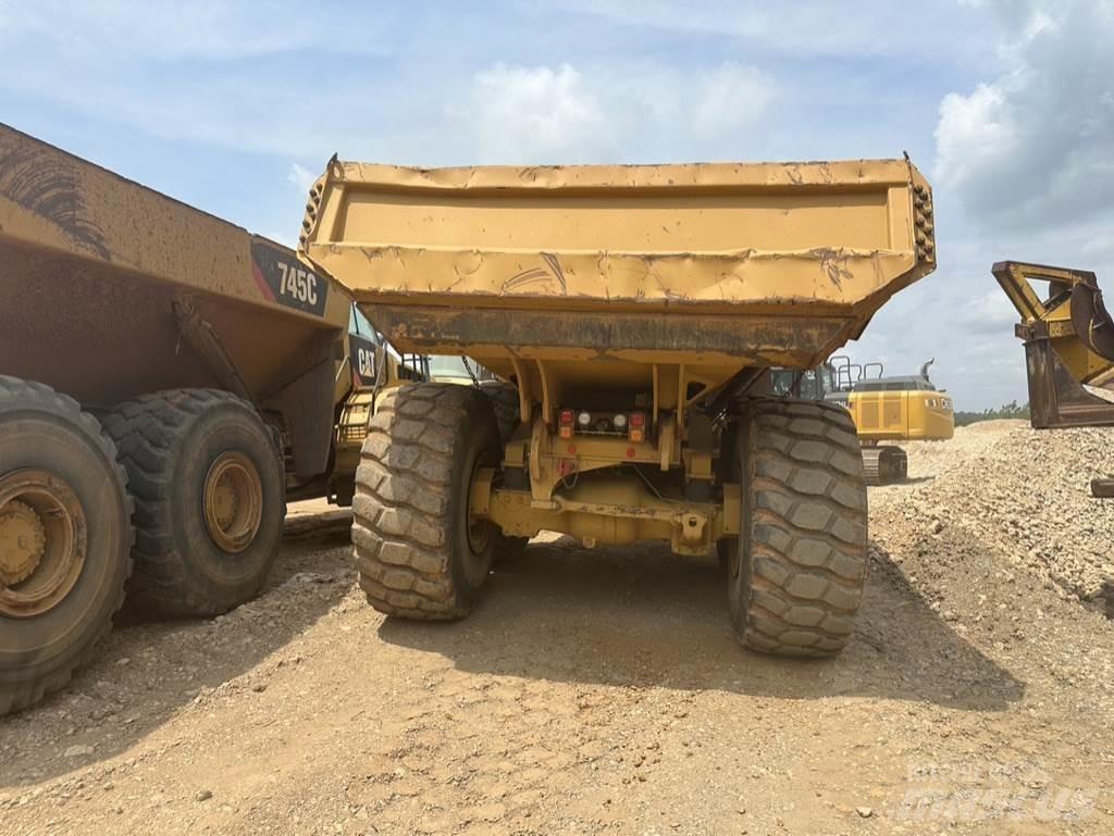 CAT 745 Camiões articulados