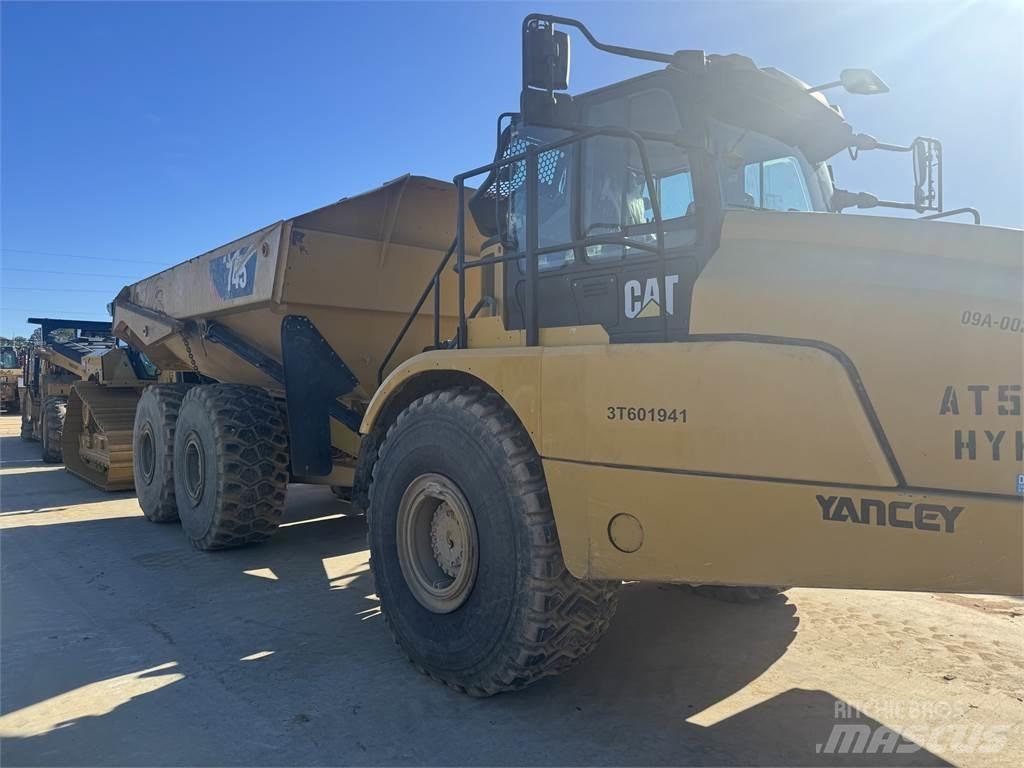 CAT 745 Camiões articulados