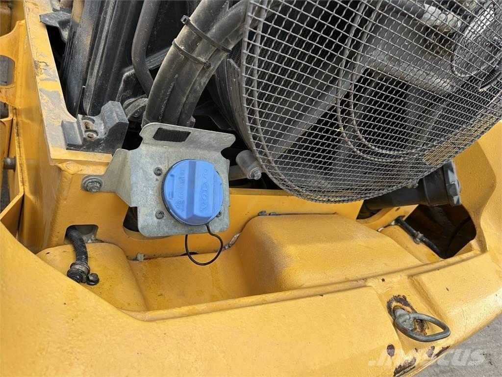 Volvo BM L70H Carregadoras frontais e escavadoras