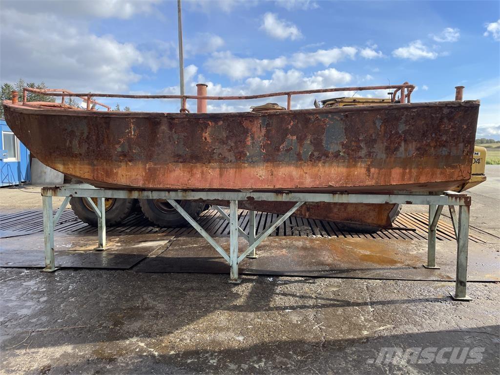  Arbejdsbåd uden motor. Batelões / barcaças e pontões