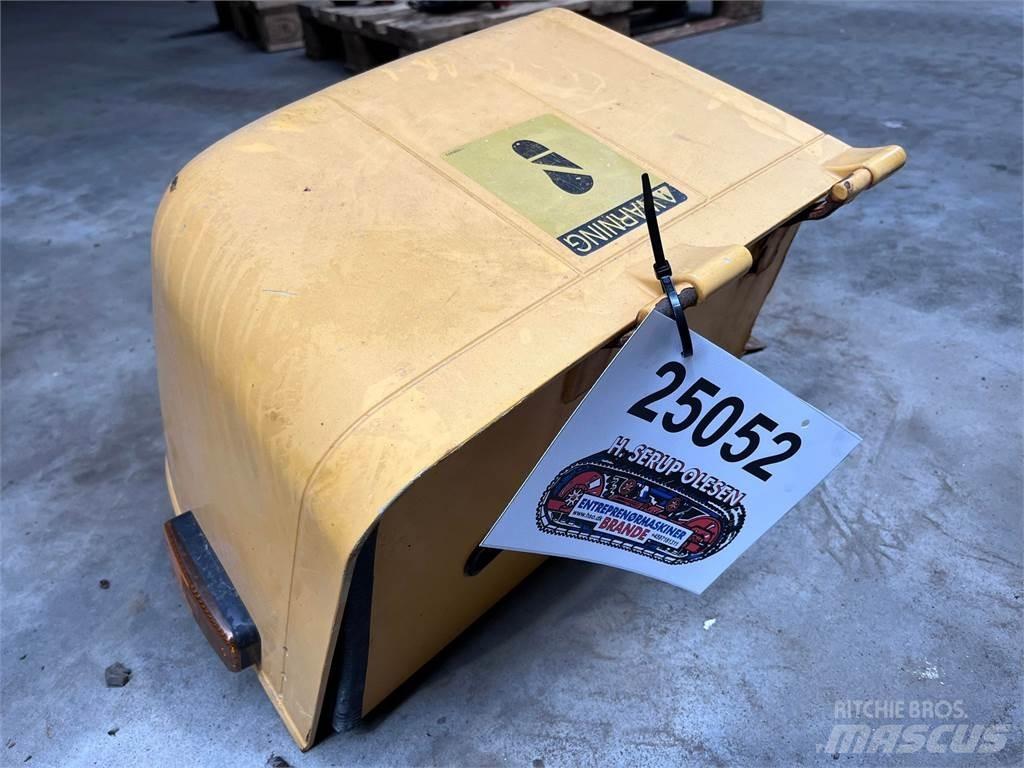  Batterikasse, Volvo L90E Outros componentes
