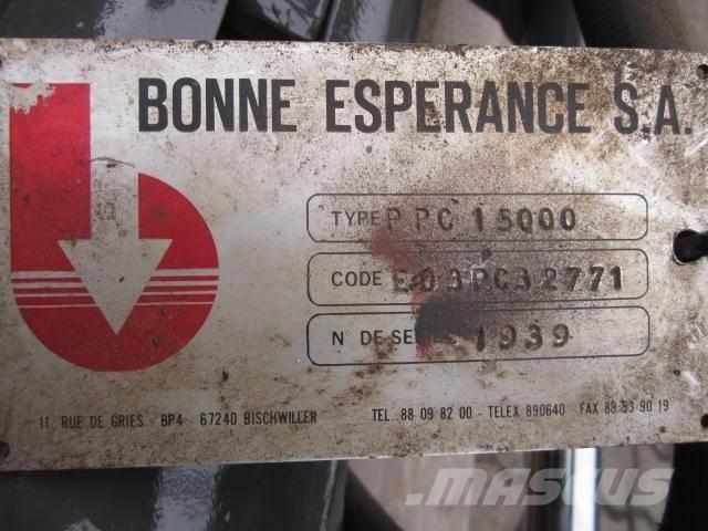  Betonpumpe Type PPC15000 Bombas de água