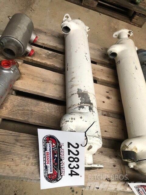 Bowman FD8492 Oliekøler Construção - Outros
