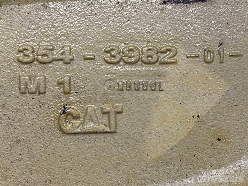 CAT 908M Link Arm 354-3982 Outros componentes