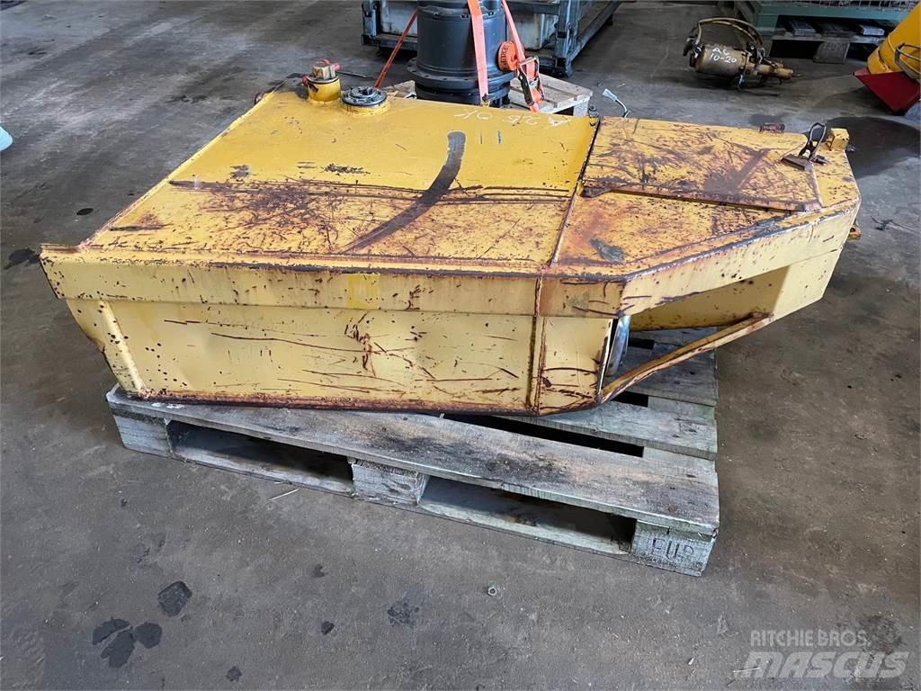  Dieseltank ex. Volvo A25 Outros componentes
