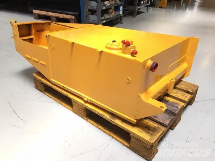  Dieseltank Volvo A25 Outros componentes