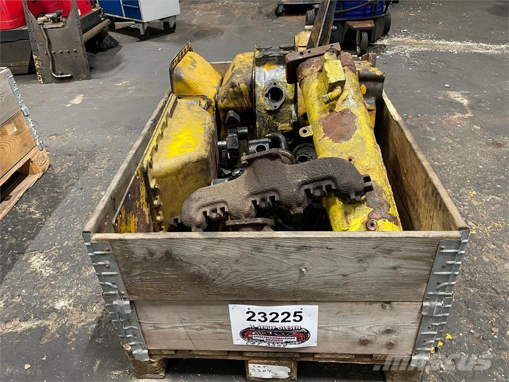  Diverse dele ex. Cat 3304 Motores