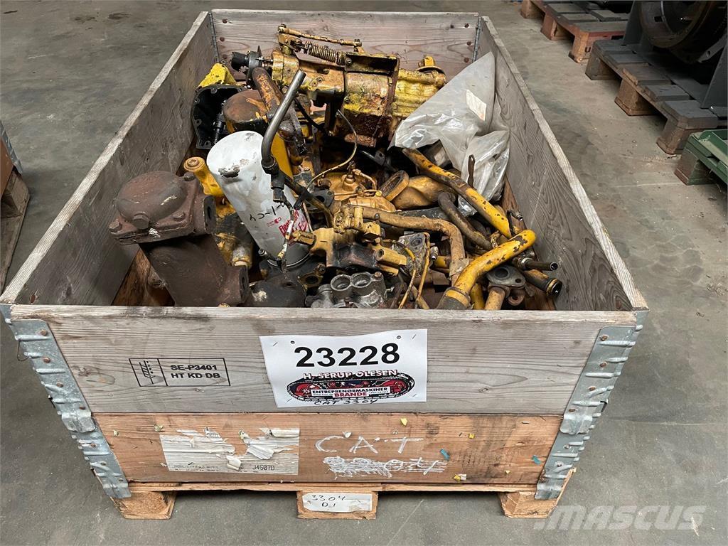  Diverse dele ex. Cat 3304 Motores