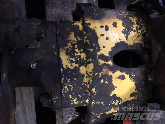  Diverse dele ex. Volvo A20 Outros componentes