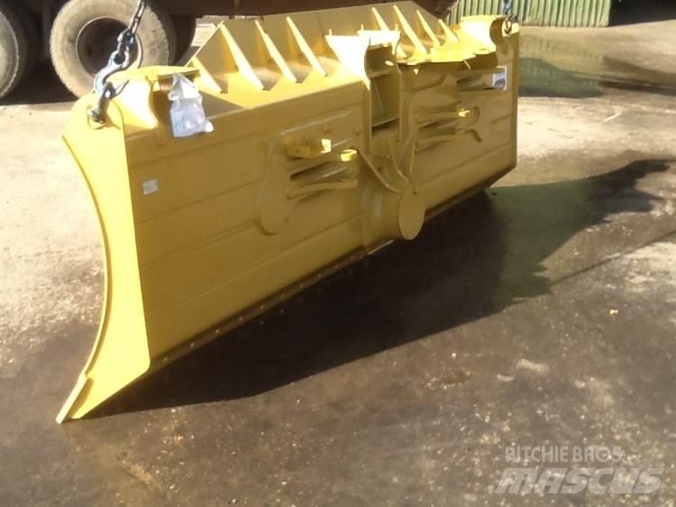  Dozerblad ex. Cat D6K Outros componentes
