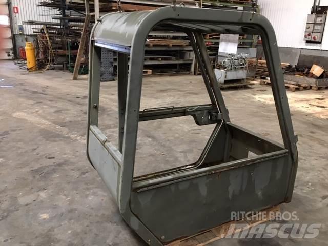  Førerhus ex. Manitou MT430 Outros componentes