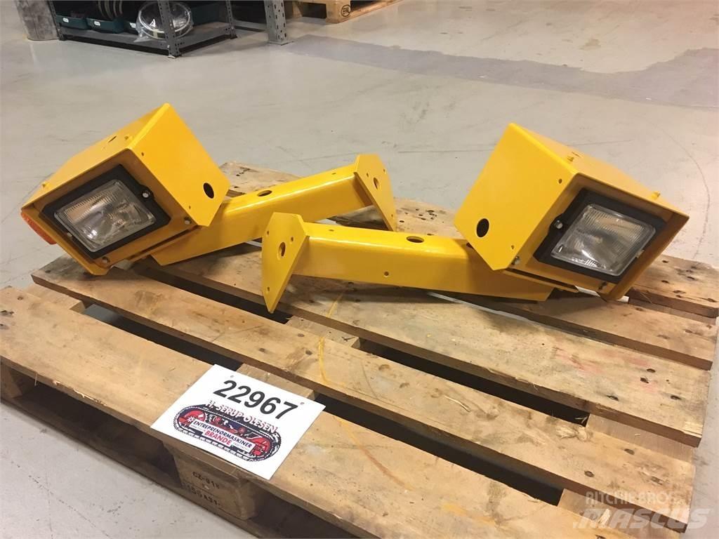  Forlygter Volvo L180E Outros componentes