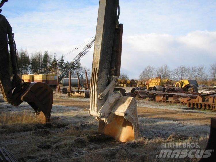 Hitachi UH 181 til ophug Escavadoras de rastos