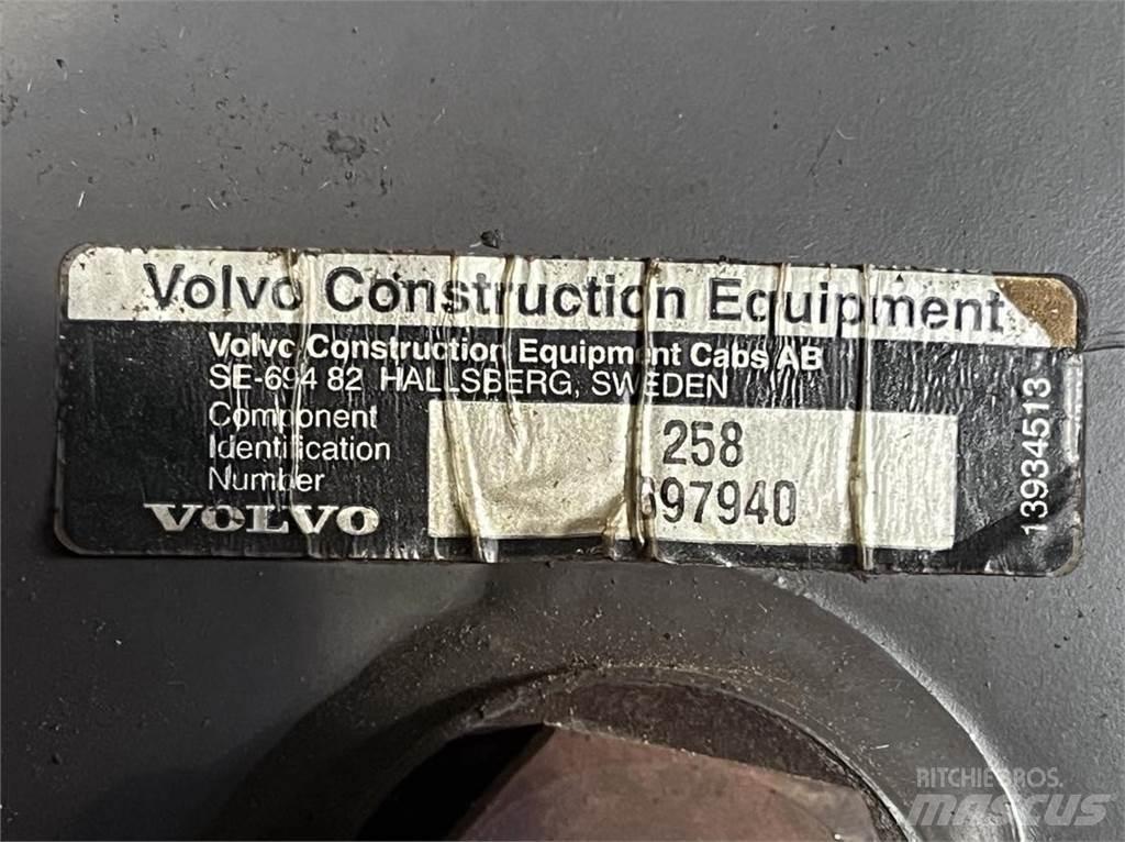  Hydraulik Tank, Volvo L90E Hidráulica
