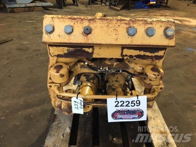  Krøjekonsol ex. Ford 655 Outros componentes