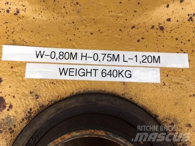  Rammeled ex. Cat 735 Dumper Outros componentes