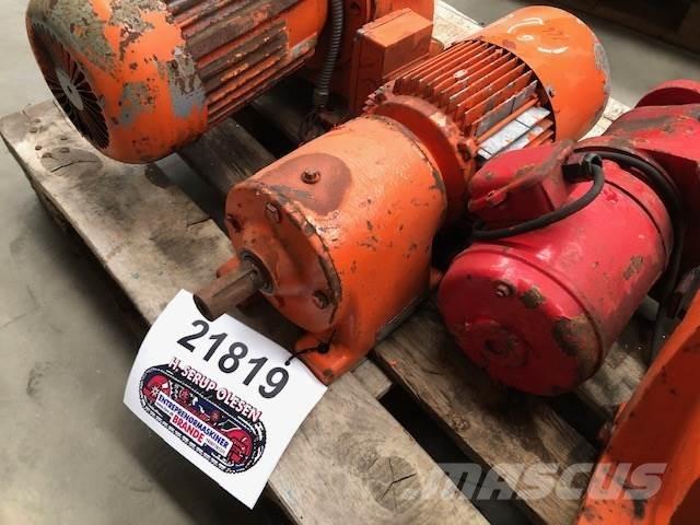  SEW Gearmotor Type R60A Motores